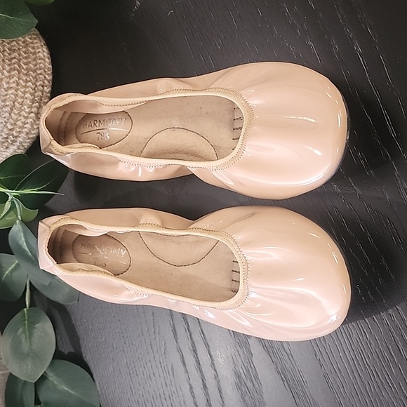 Harmony783 Shoes - HARMONY 783 Vegan Patent Leather Ballet Flats 8.5 Nude Tan Luxe Grounding Shoes